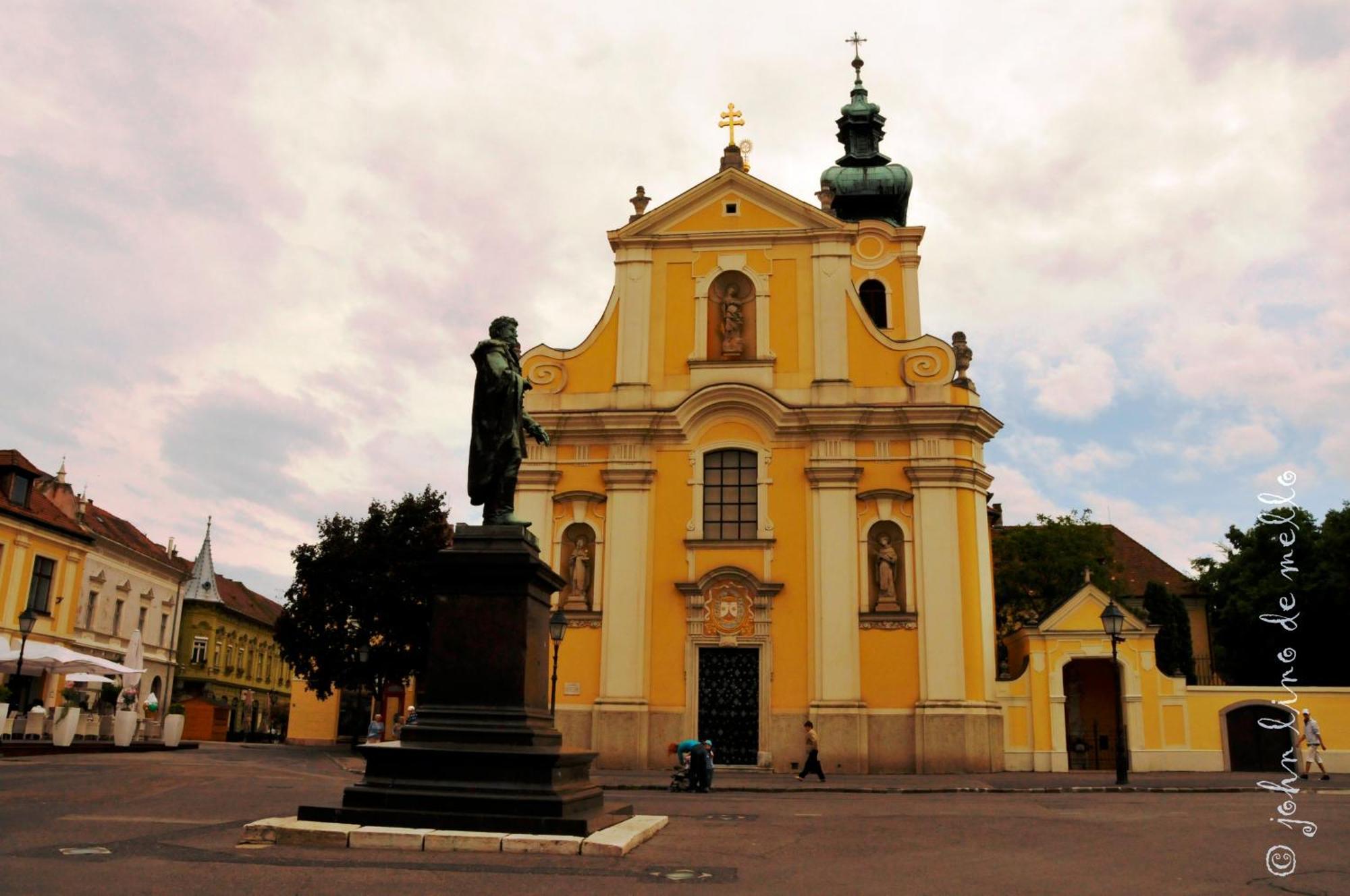 Buda Panzio Gyor Luaran gambar